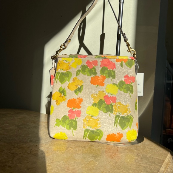 Coach crossbody - Picture 6 of 13